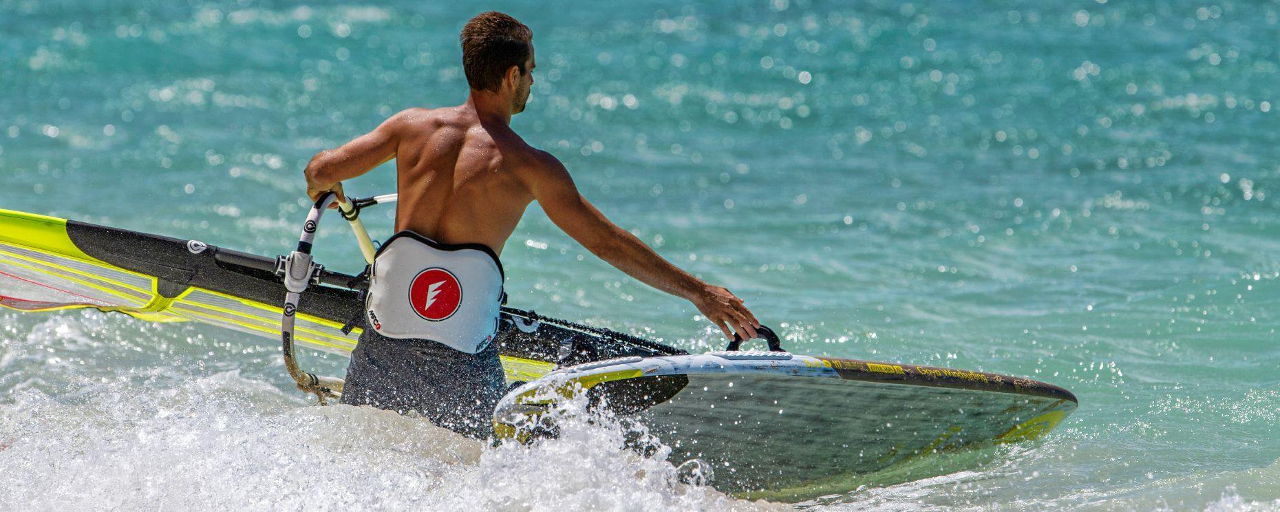 "Demo & Brukt: Spar penger, surf mer." - Surf1