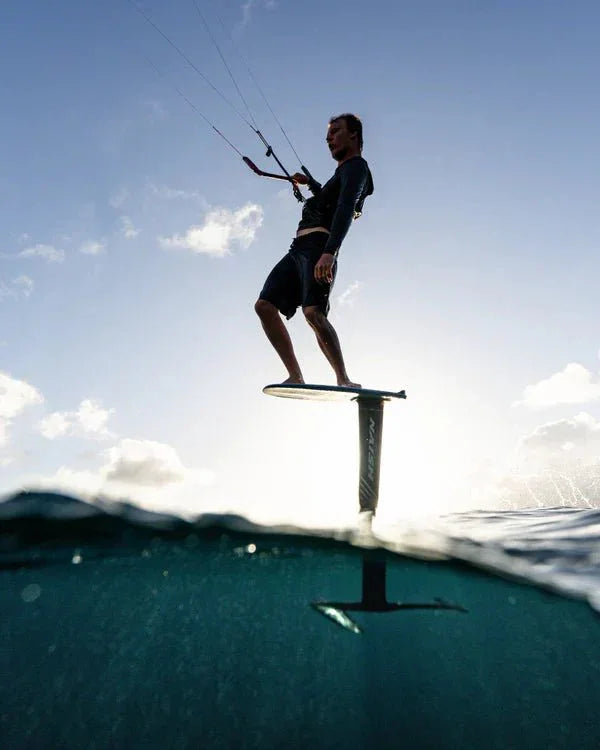 Kitefoilbrett: Plattformen for Din Perfekte Svevetur - Surf1