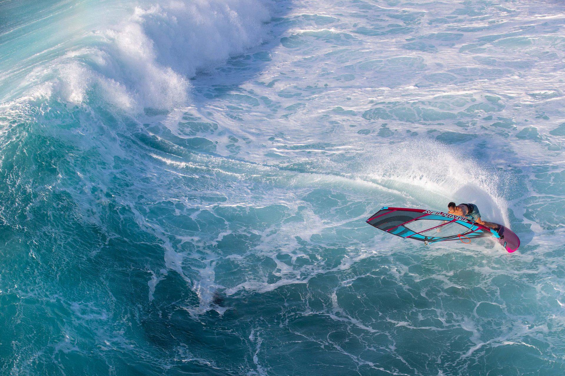 Windsurffinner - Wave - Surf1