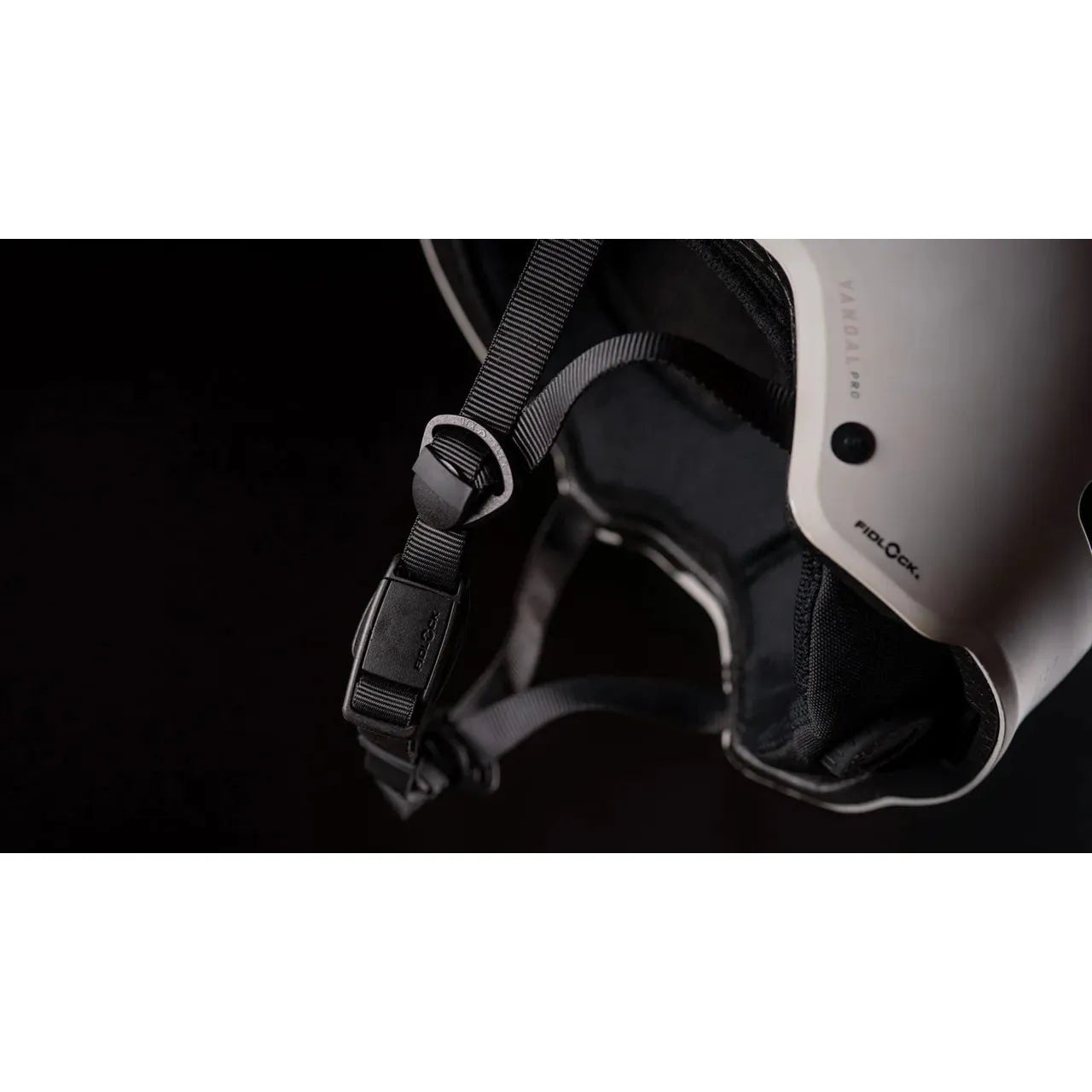 MYSTIC VANDAL Pro hjelm hvit - Surf1