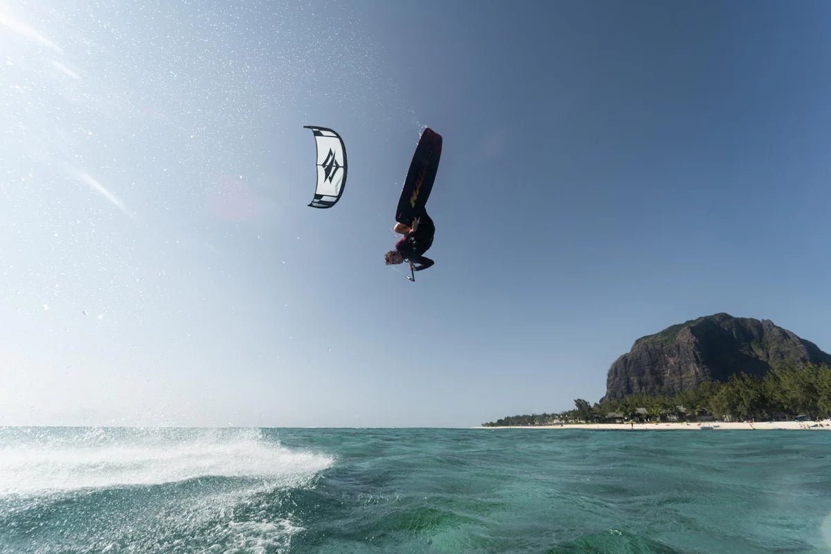 Naish Motion: Freeride - Kongen i Helt Ny Drakt - Surf1