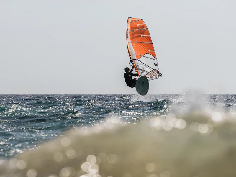 Naish Mutant – Det Ultimate Crossover - brettet (Freeride & Wave) - Surf1