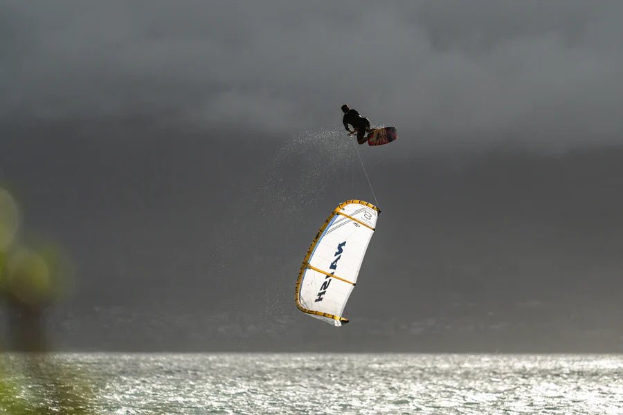 NAISH KITEBOARDING: En ny tidsalder av presisjon 🦅 - Surf1