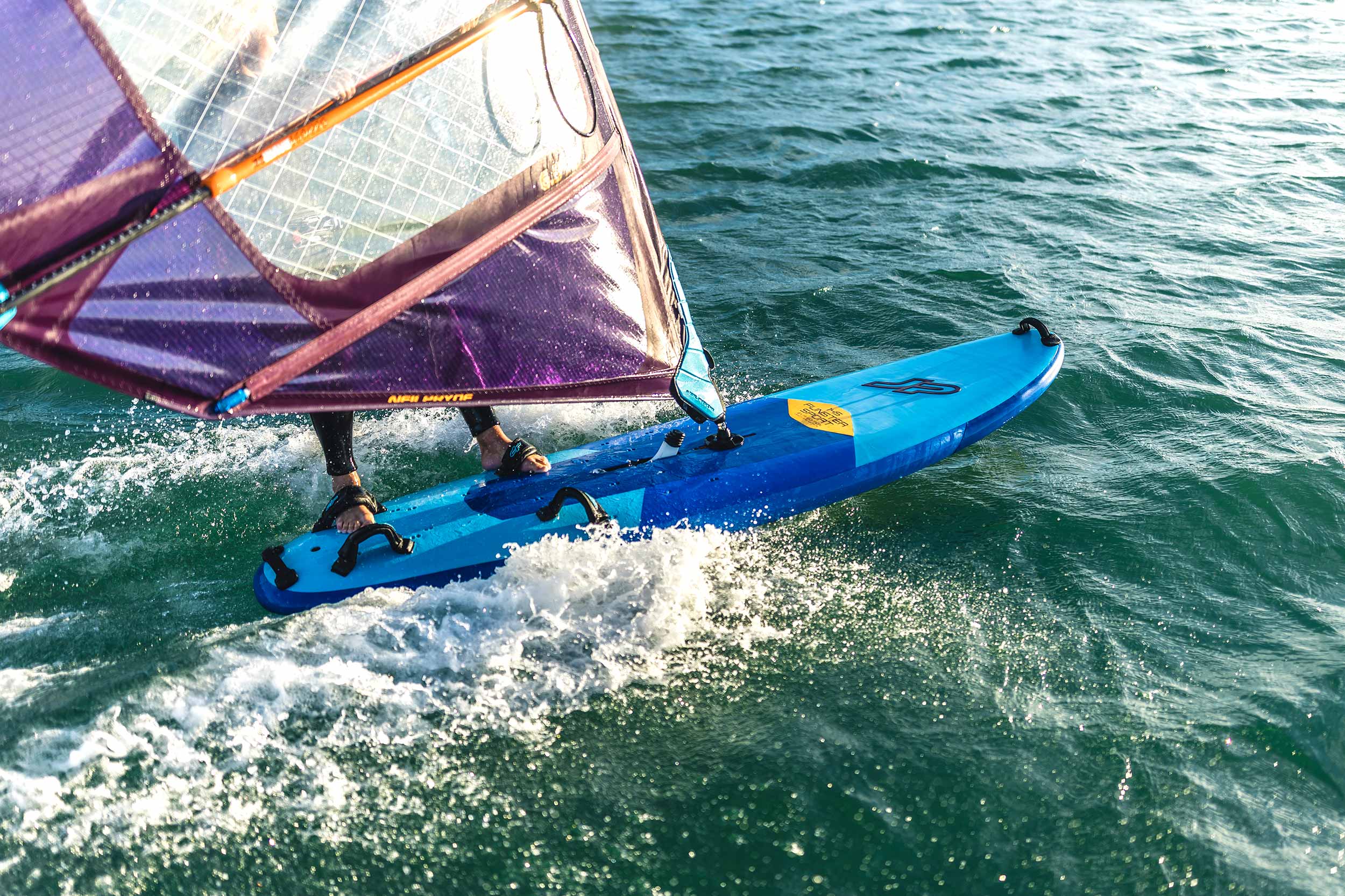 WINDSURF BRETT FOR NYBEGYNNERE 🏄‍♂️ - Surf1