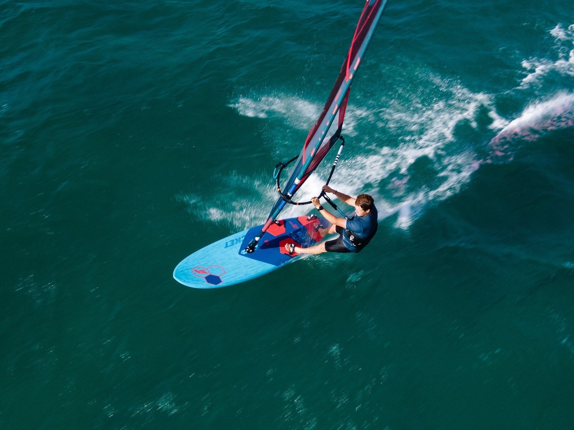 Windsurfbrett - Freeride - Addicted - SURF - SKATE - SNOW - BIKE - CLIMB