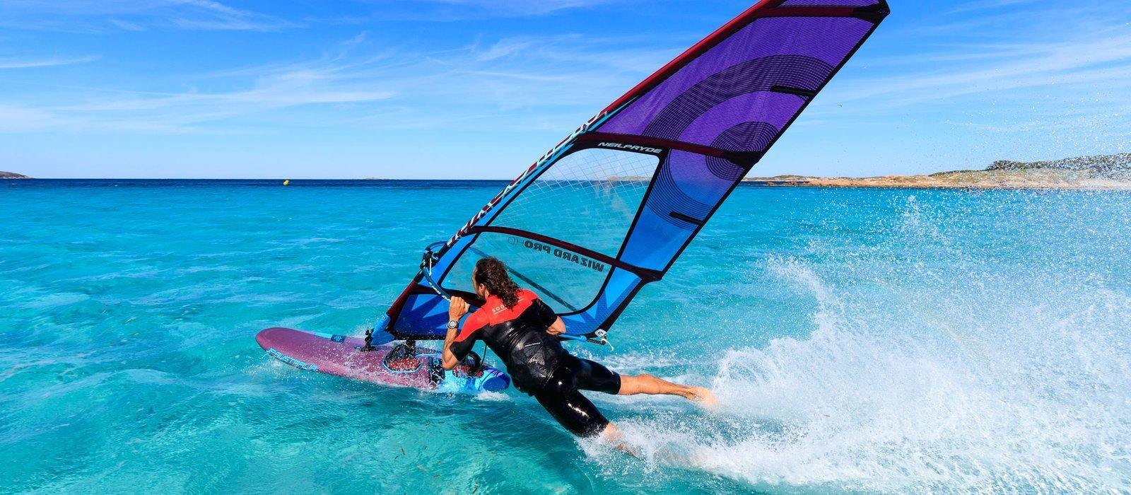 Windsurffinner - Freeride - Surf1