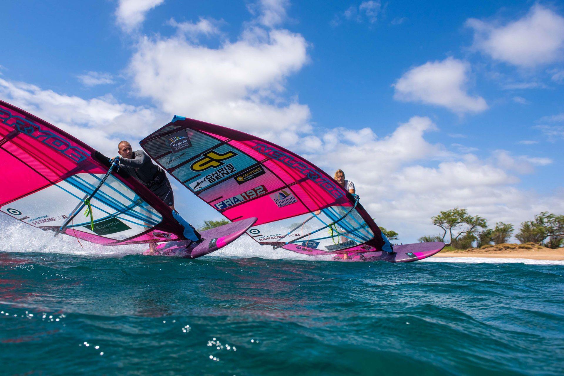 Windsurffinner - Slalom - Surf1