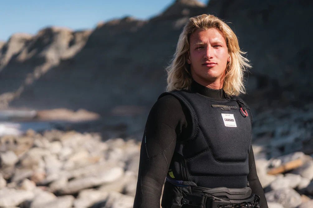 Windsurfing impact vester - Surf1