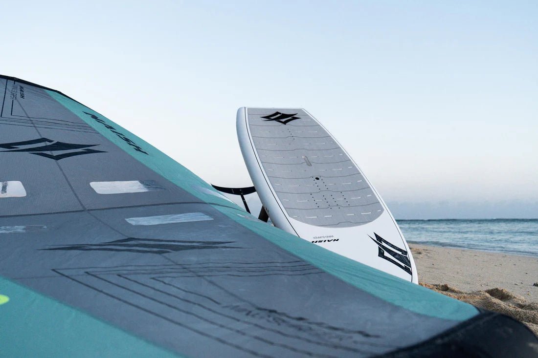 Beste Wingfoil Startpakke 2025: Naish Wingsurfer pakke - Surf1