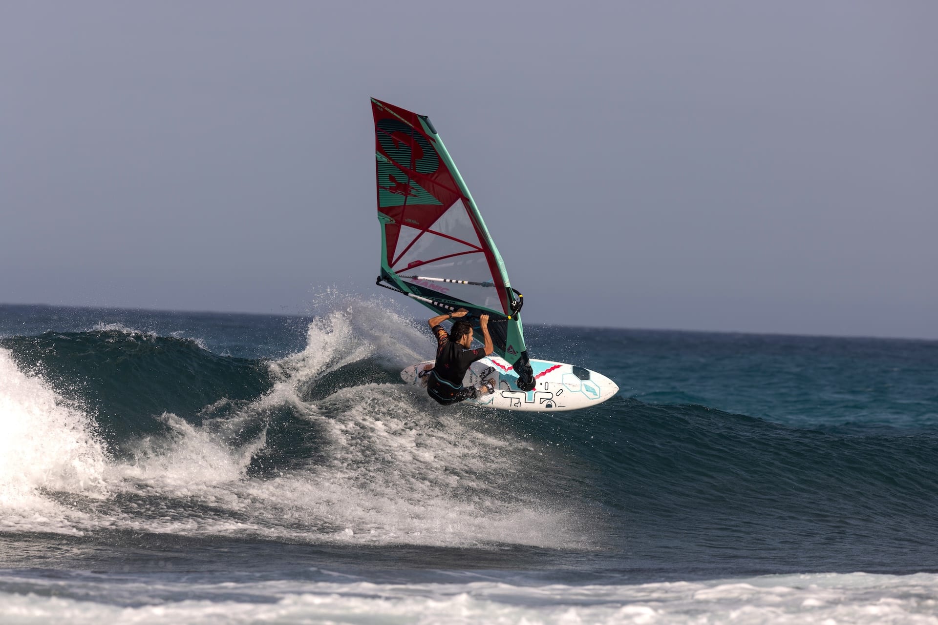Tabou Da Curve 2026: Thomas Traversa Pro Model – Bølgeytelse Redefinert! - Surf1