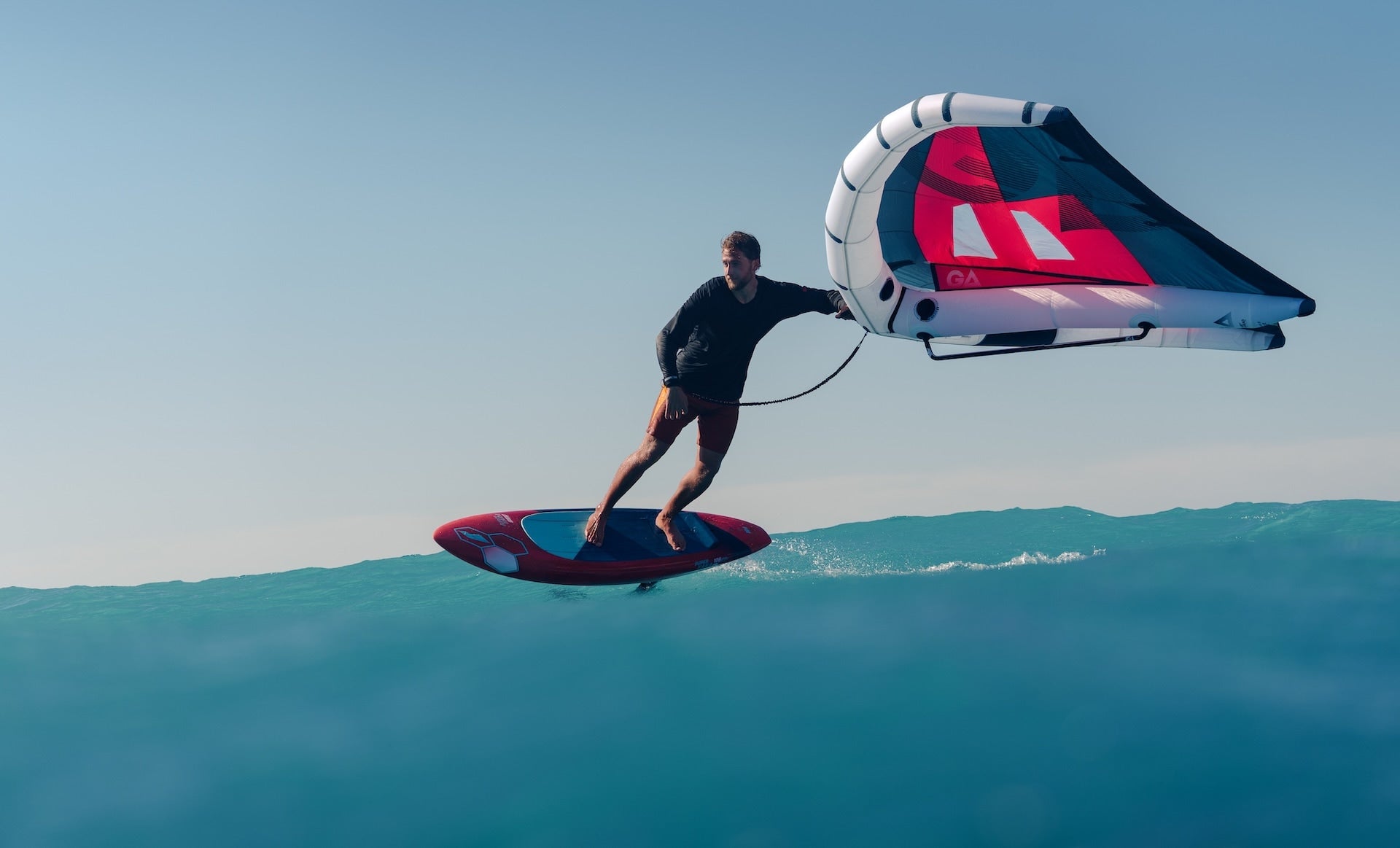 Tabou Twister 2026 – Det Ultimate Freestyle Wingfoil Brettet for Radikale Utøvere - Surf1